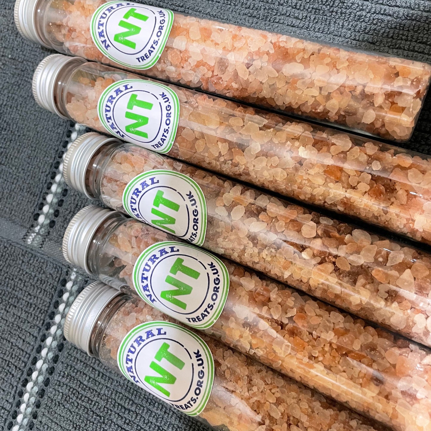 Himalayan Pink Salt - Pure and Mineral-Rich Salt for Wellness