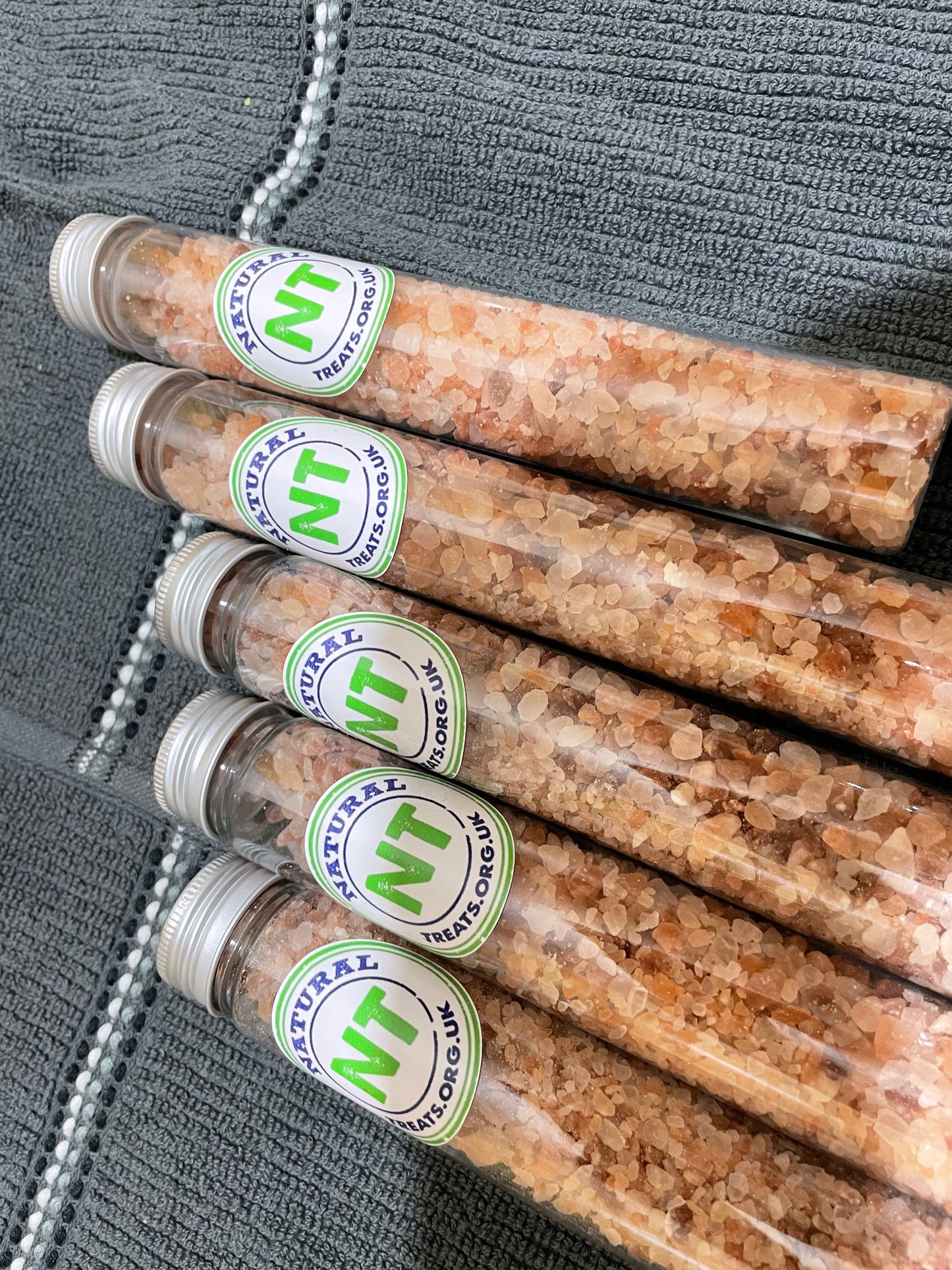 Himalayan Pink Salt - Pure and Mineral-Rich Salt for Wellness